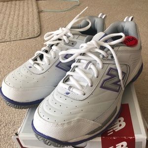 BRAND NEW. WIDE New balance sneakers